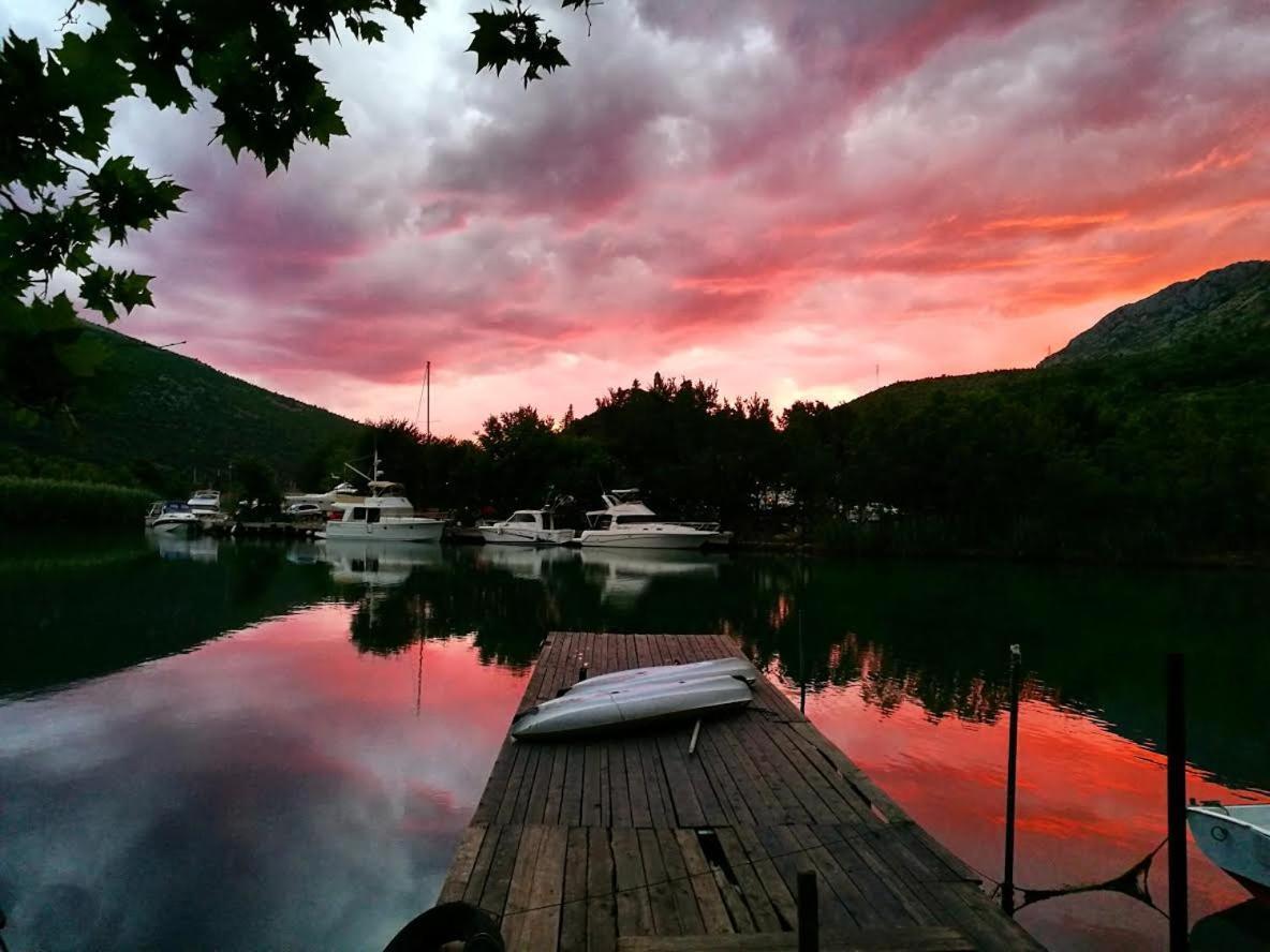 Hostel Dubrovnik Center Komolac Eksteriør billede